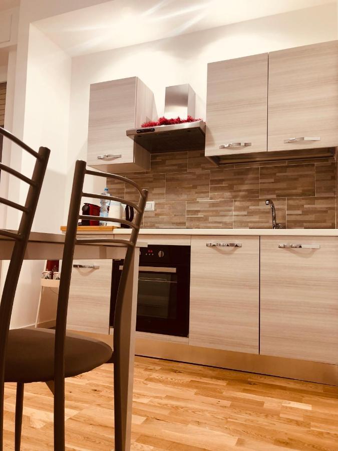 Vt Home - Appartamento Milano Zona Navigli Exteriör bild